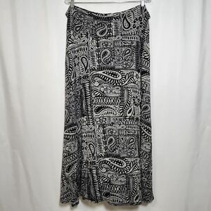 Bobeau Size 3X Black Gray White Elastic Waist Skirt Paisley Geometric Midi